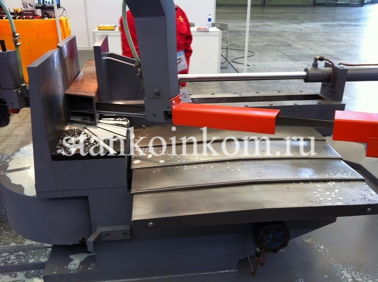Полуавтоматический ленточнопильный станок IRON-CUT H-480S