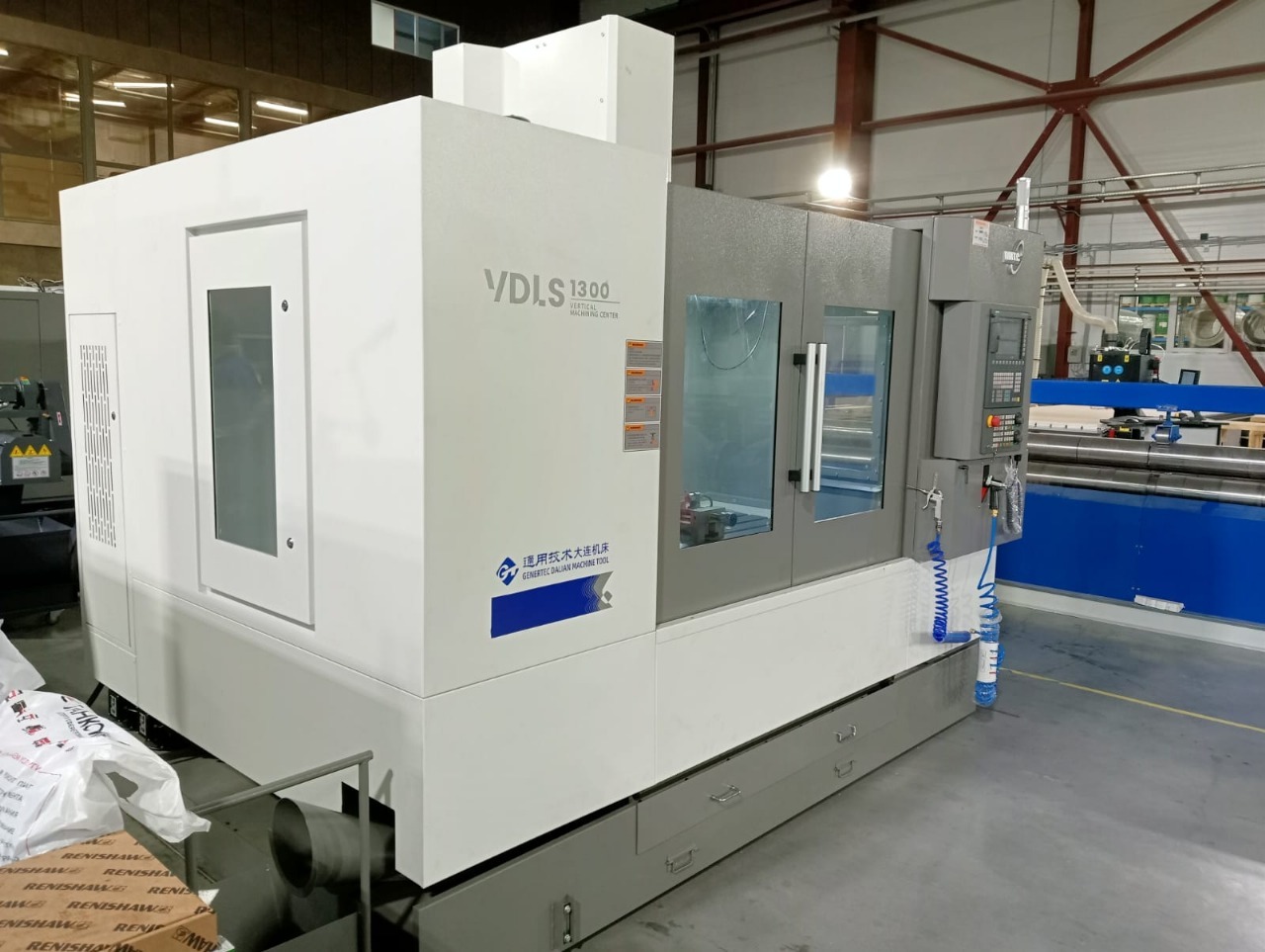 Вертикальный обрабатывающий центр DMTG VDLS1300 Вертикальный обрабатывающий центр DMTG VDLS1300