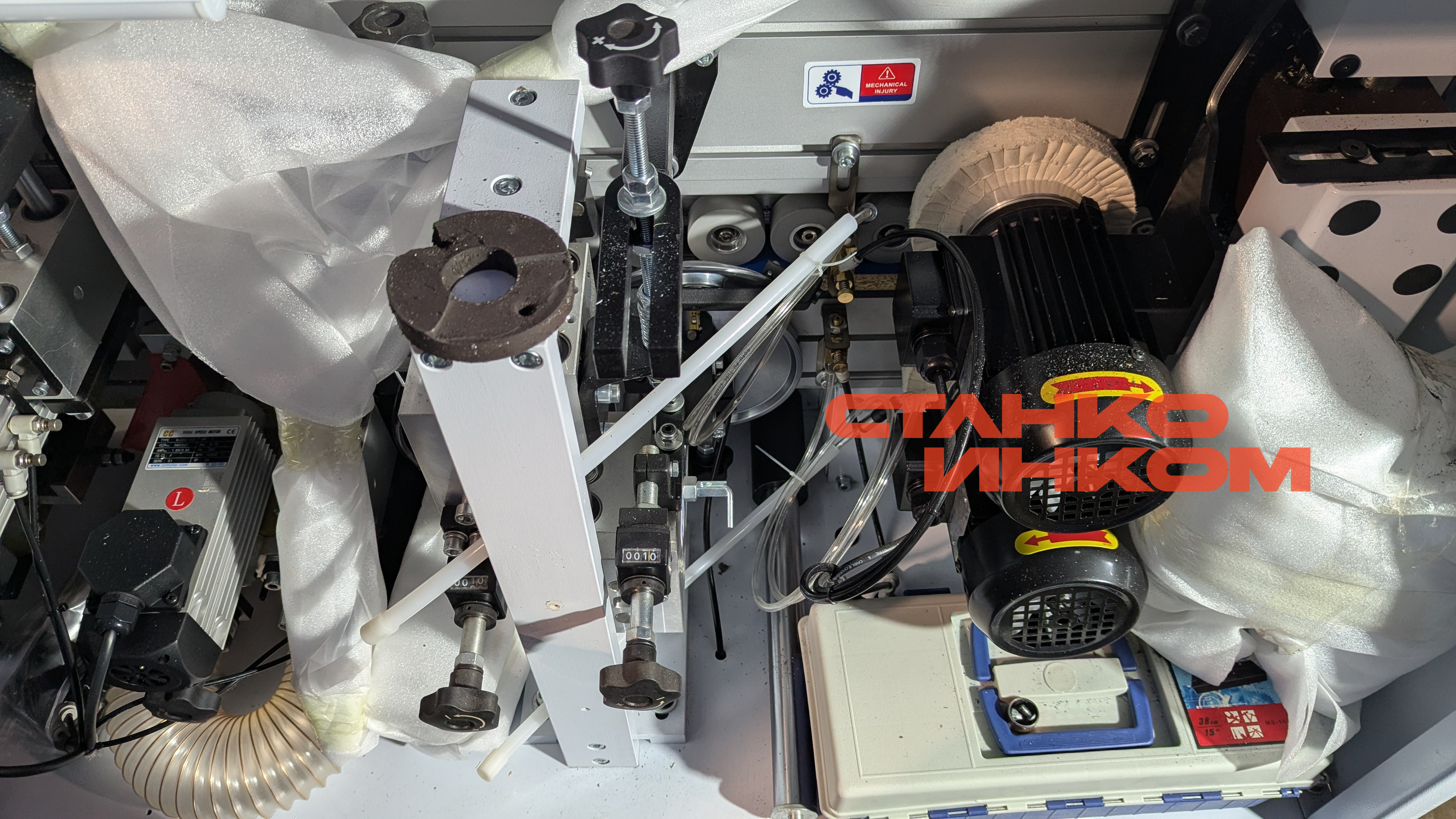 Кромкооблицовочный станок Xiking FZ-290