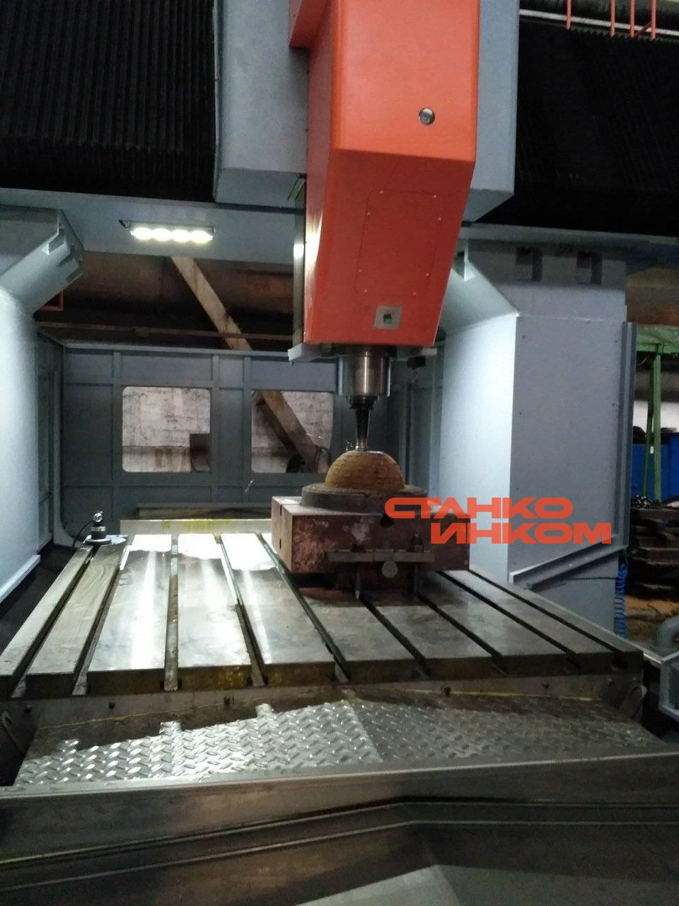 Двухколонный обрабатывающий центр Rifa RFMP3022