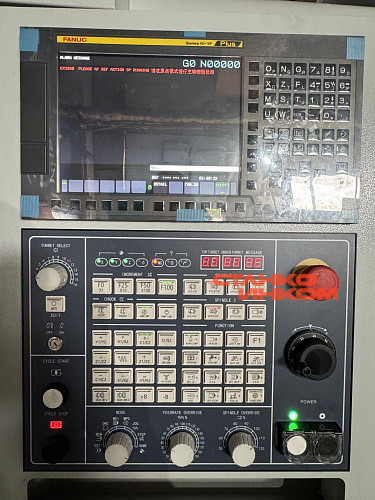 Токарный станок с ЧПУ с приводным инструментом EverX GL200M