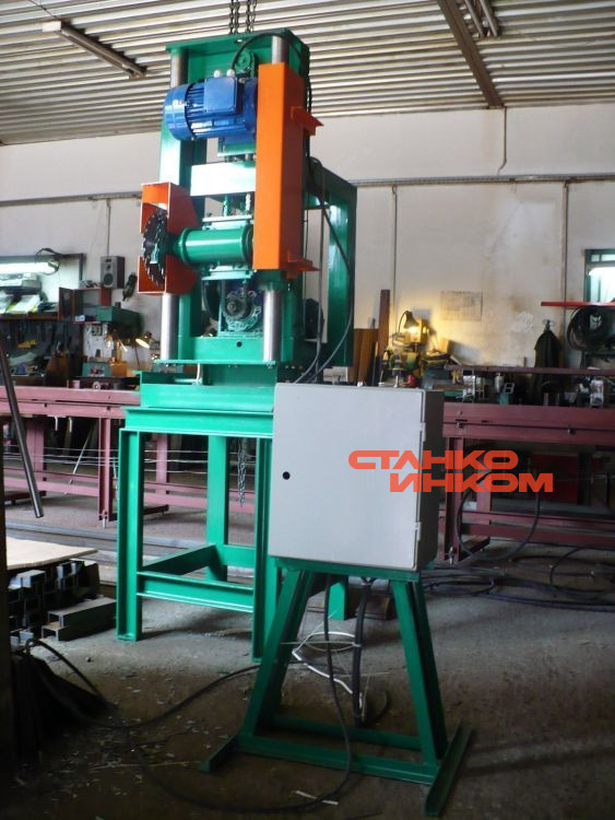 Станок фрезерный для выпиливания обсадного паза Алтай-Ф