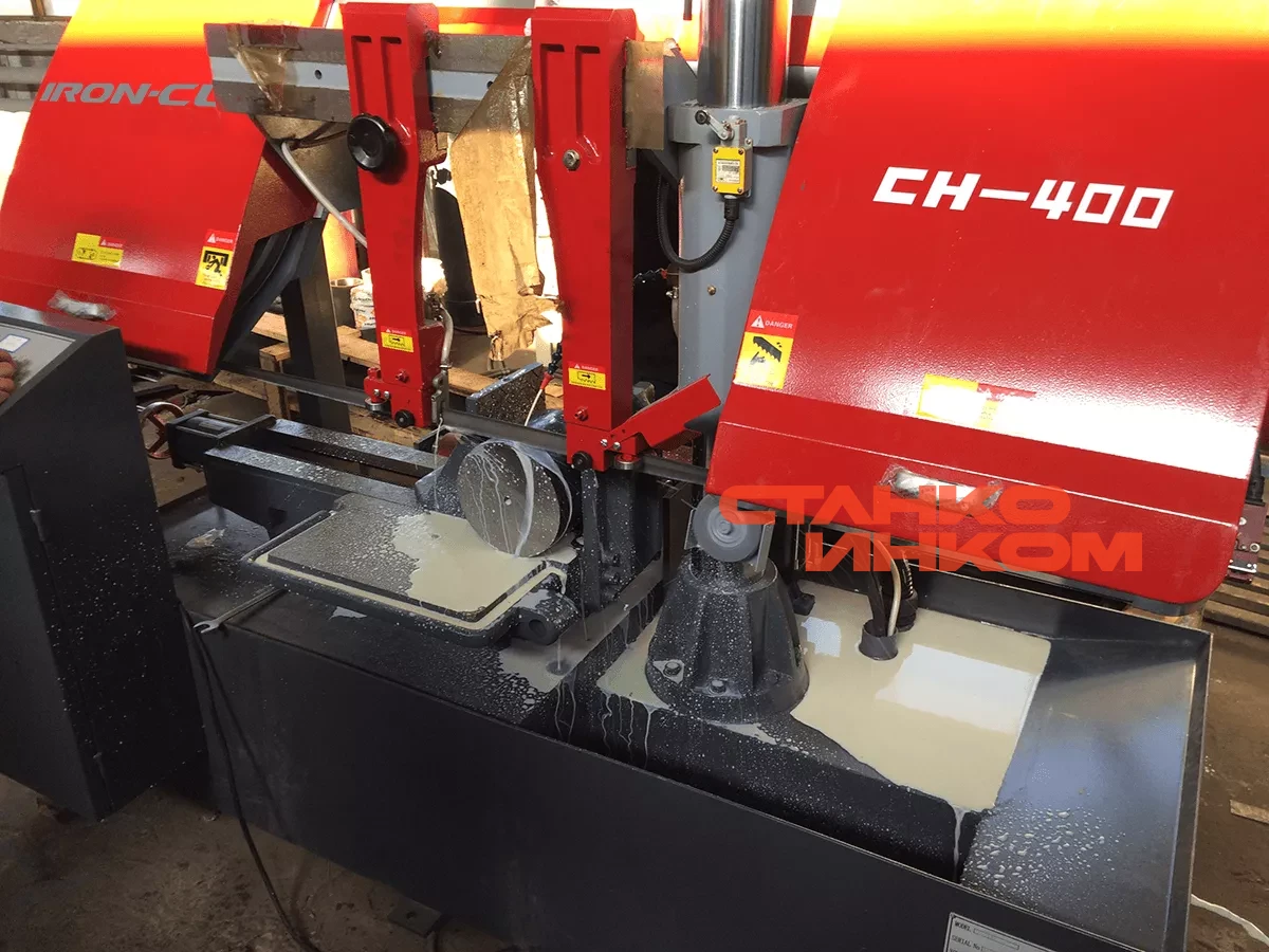 Колонный полуавтоматический ленточнопильный станок IRON-CUT CH-400 Колонный полуавтоматический ленточнопильный станок IRON-CUT CH-400