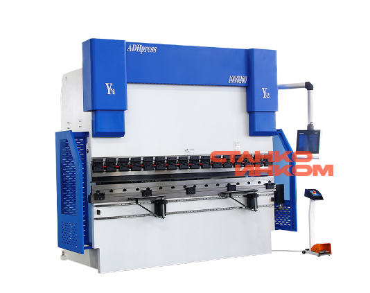 Гидравлический листогибочный пресс WADE-135T/3200   Гидравлический листогибочный пресс WADE-135T/3200