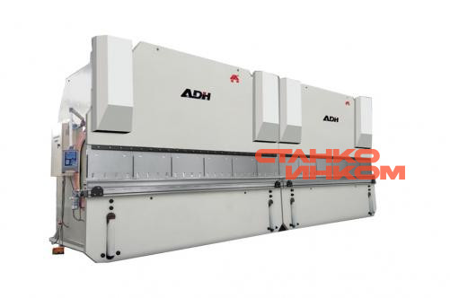 Крупногабаритный гидравлический листогиб серии WADF с ЧПУ (синхронизированный) Крупногабаритный гидравлический листогиб серии WADF с ЧПУ (синхронизированный)