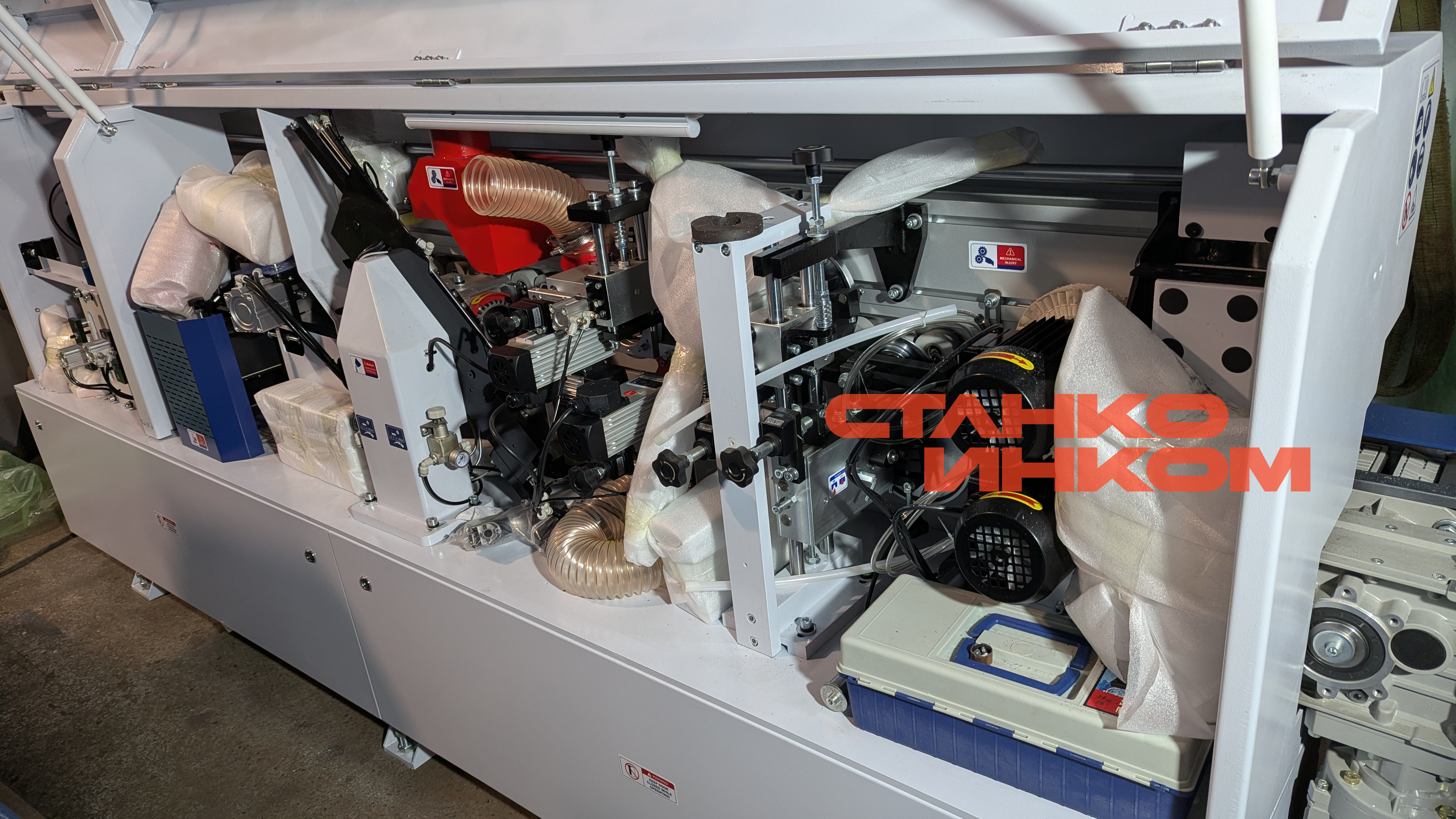 Кромкооблицовочный станок Xiking FZ-290