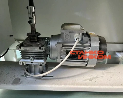 Кромкооблицовочный станок Xiking MD516A