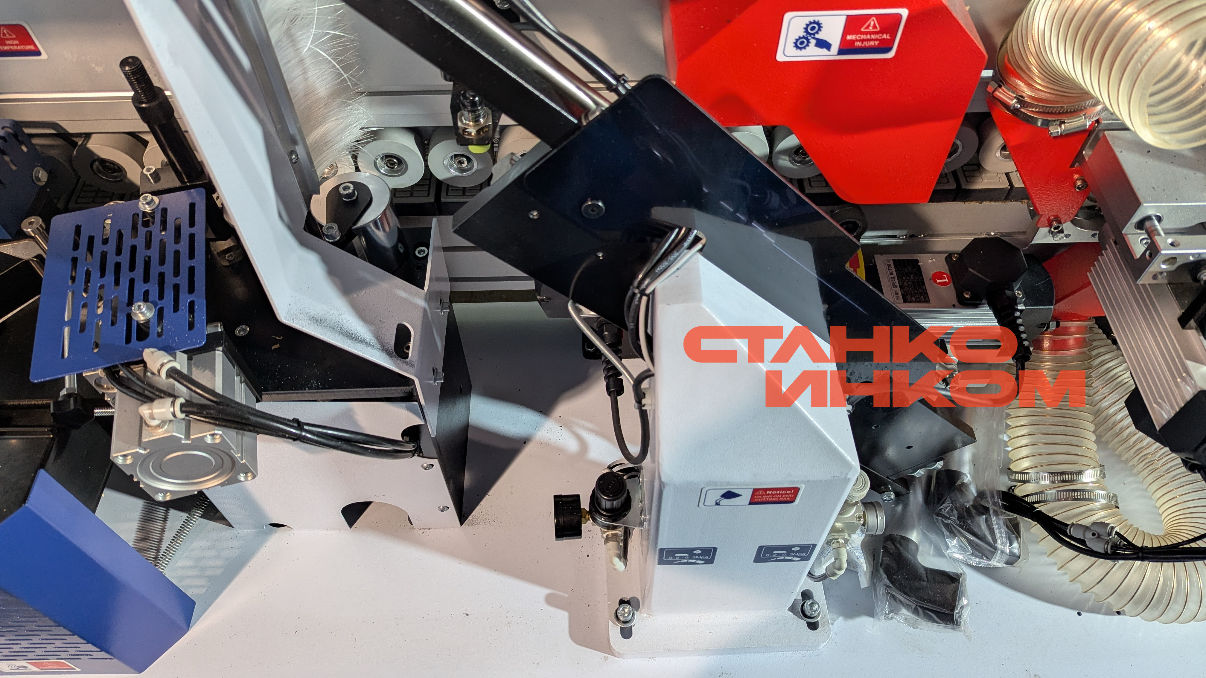 Кромкооблицовочный станок Xiking FZ-290