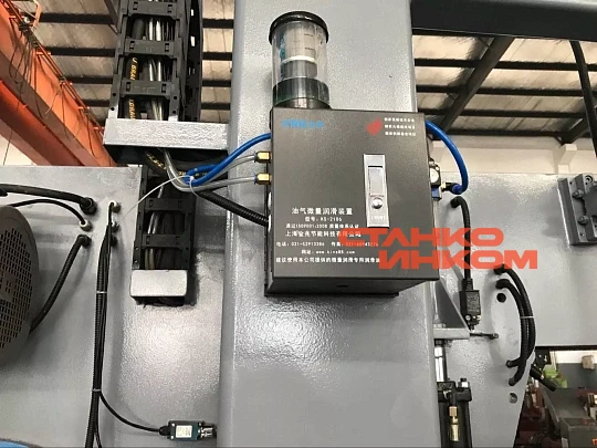 Полуавтоматический ленточнопильный станок IRON-CUT CH-650S