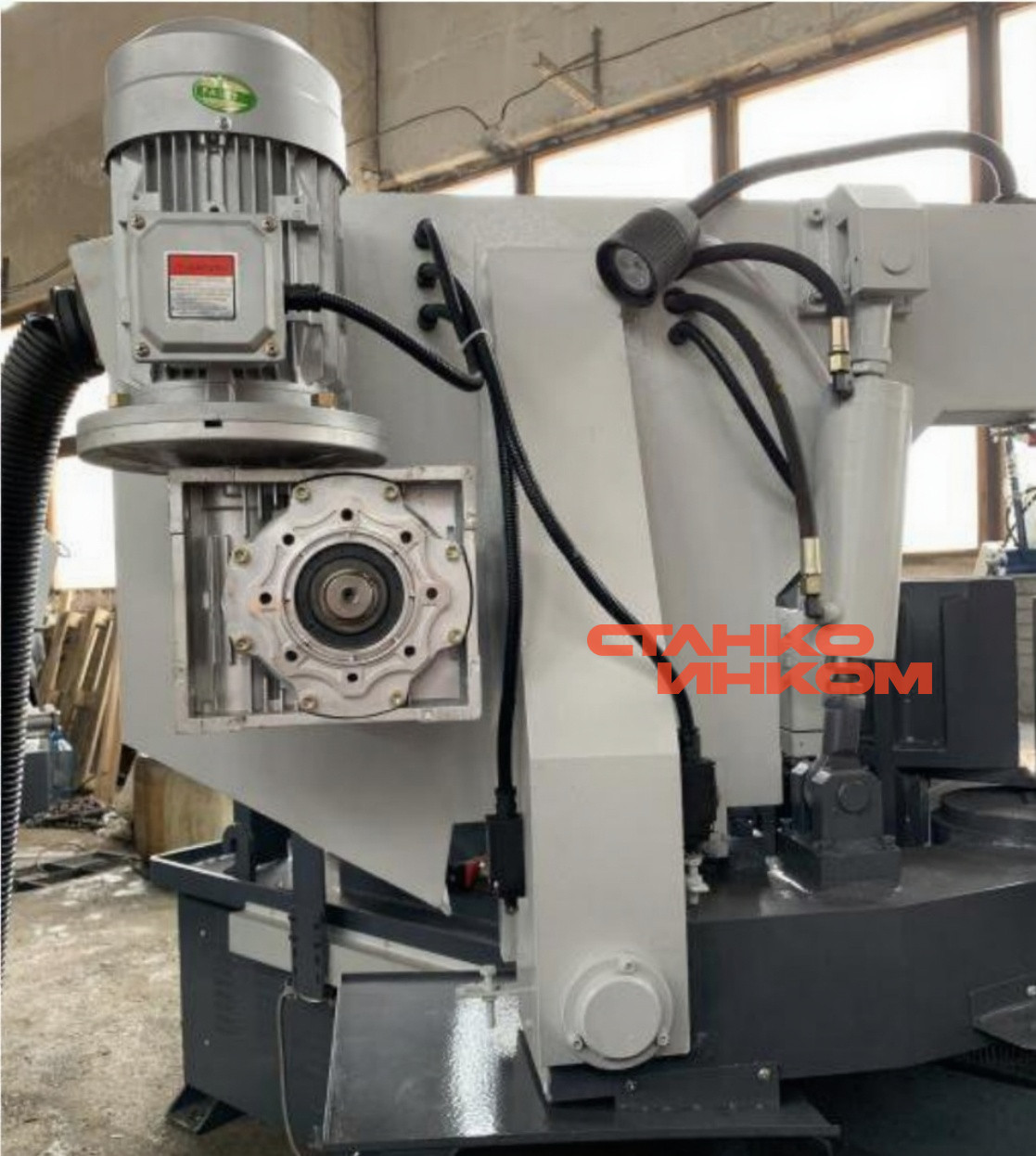 Автоматический поворотный ленточнопильный станок IRON-CUT H-360SA Автоматический поворотный ленточнопильный станок IRON-CUT H-360SA