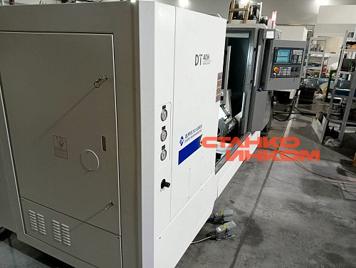 Токарный станок с приводным инструментом DMTG DT-40H-1000