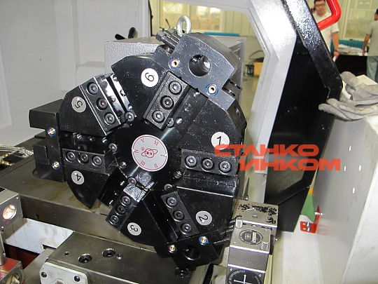 Токарный станок с ЧПУ DMTG CKE6150Z
