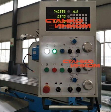 Универсально-фрезерный станок EverX X715