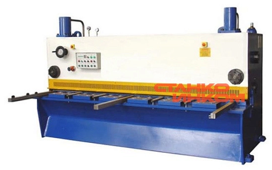 Гидравлические гильотинные ножницы с переменным углом реза QC11Y 12х3100 