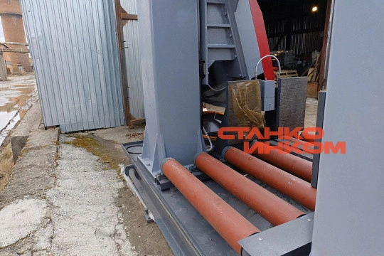 Колонный полуавтоматический ленточнопильный станок IRON-CUT CH-1000 (g42100)