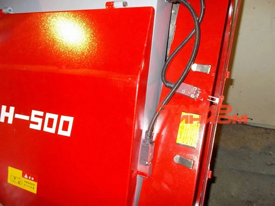 Колонный полуавтоматический ленточнопильный станок IRON-CUT CH-500 (g4250)