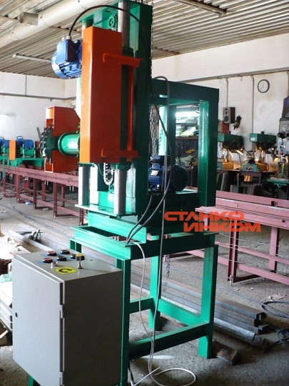 Станок фрезерный для выпиливания обсадного паза Алтай-Ф